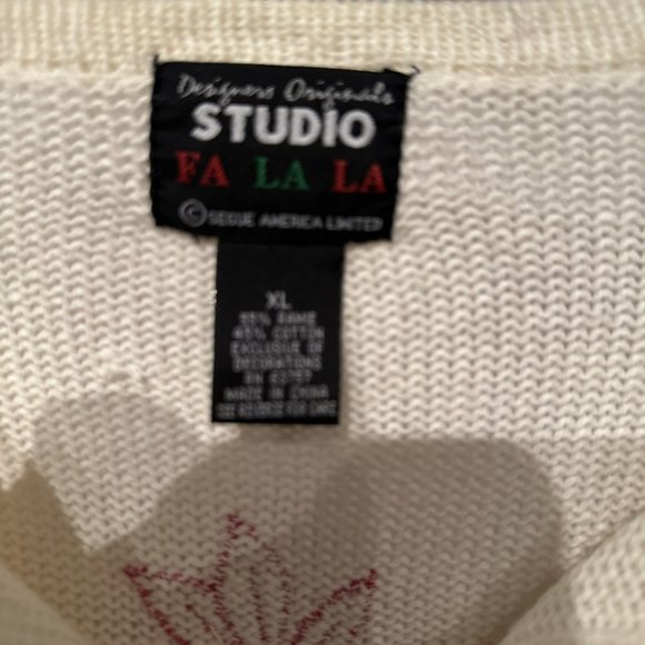 Ivory with Red Poinsettia XL Sweater - Picture 3 of 4